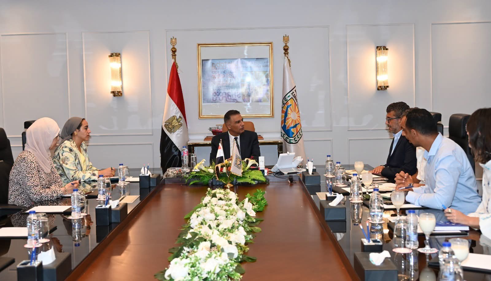 محافظ جنوب سيناء يتابع تنفيذ 