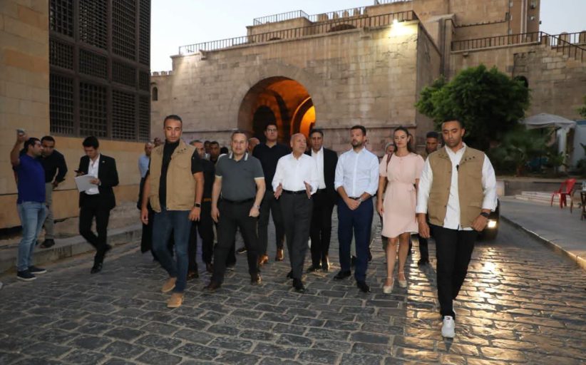 رئيس الجبل الأسود يختتم زيارته لمصر بجولة في القاهرة التاريخية وخان الخليلي
