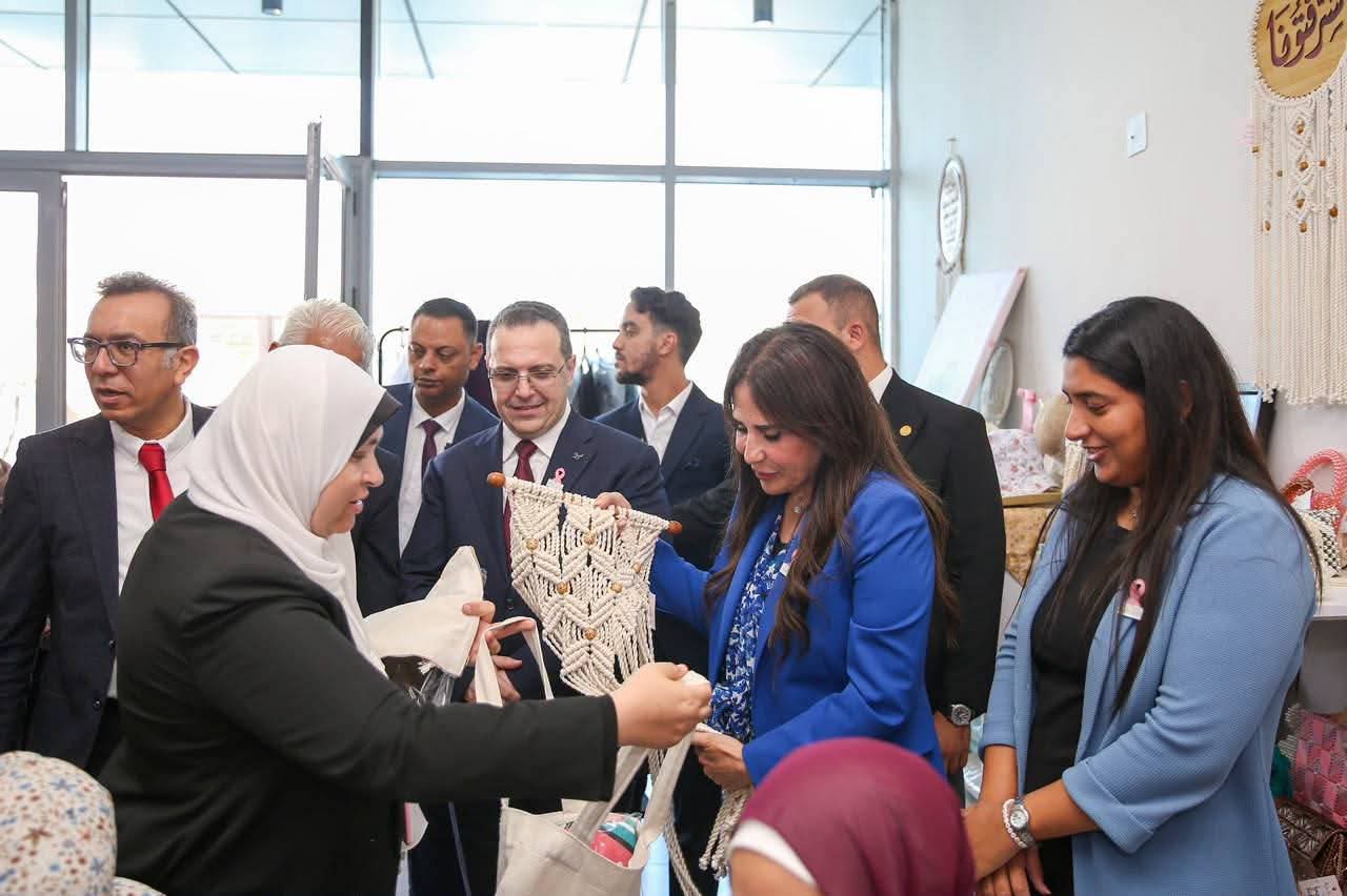 وزيرة الإسكان: «بهية» نموذج وطني للرعاية المجانية
