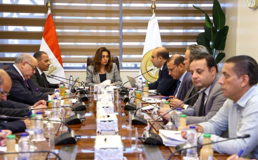 تحرك عاجل لإنقاذ منظومة النظافة بالشرقية.. منال عوض تعلن خطة رقابة وتمويل جديدة لإدارة المخلفات