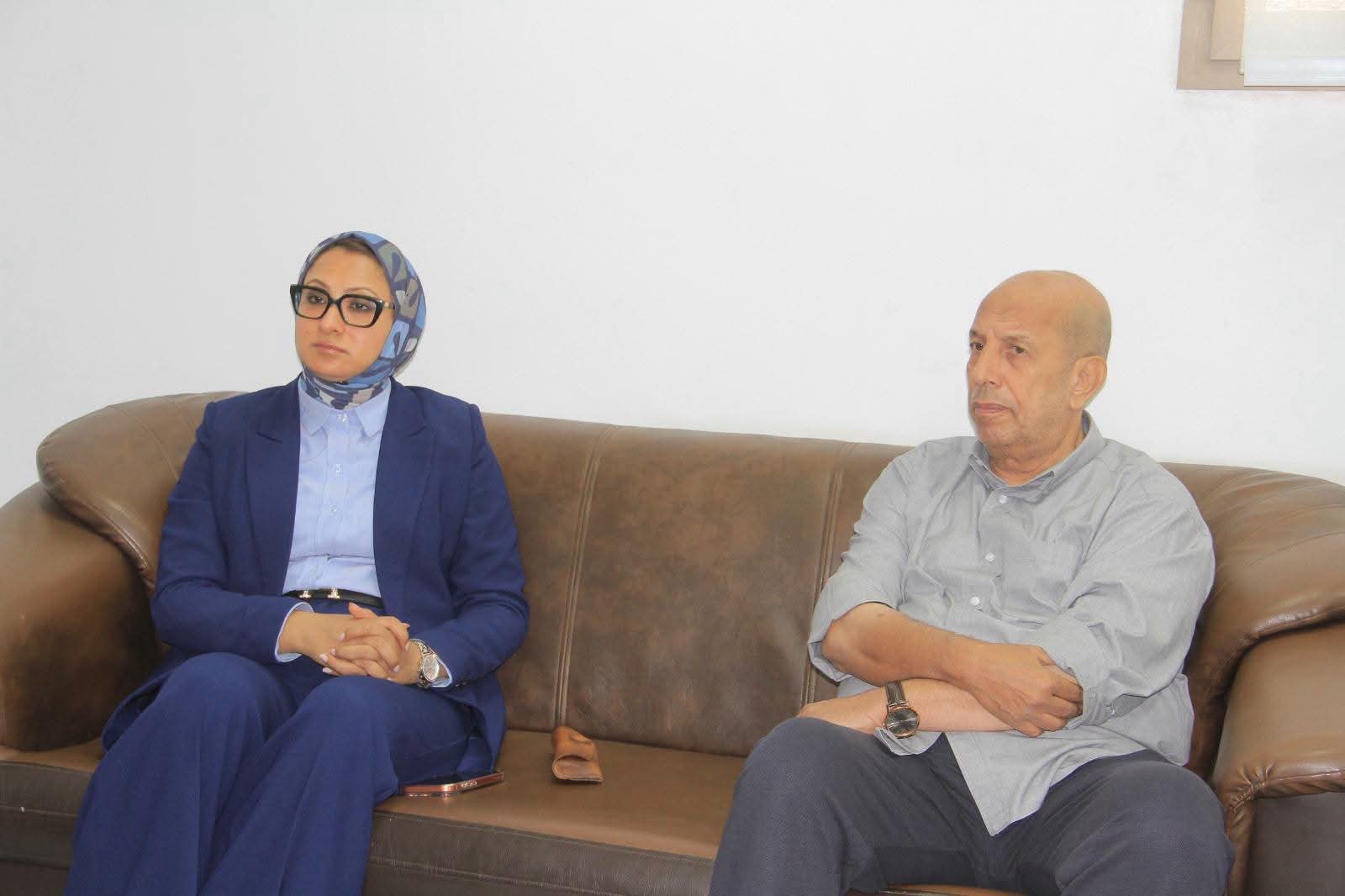 محافظة الوادي الجديد تبحث جاهزية مركز 