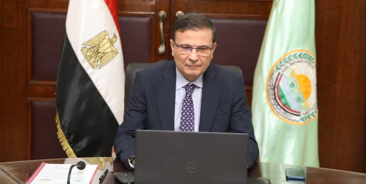 الزراعة : صرف أكثر من 8 ملايين شيكارة أسمدة للمزارعين ووزير الزراعة يوجه بتتبع الشحنات حتى الجمعيات