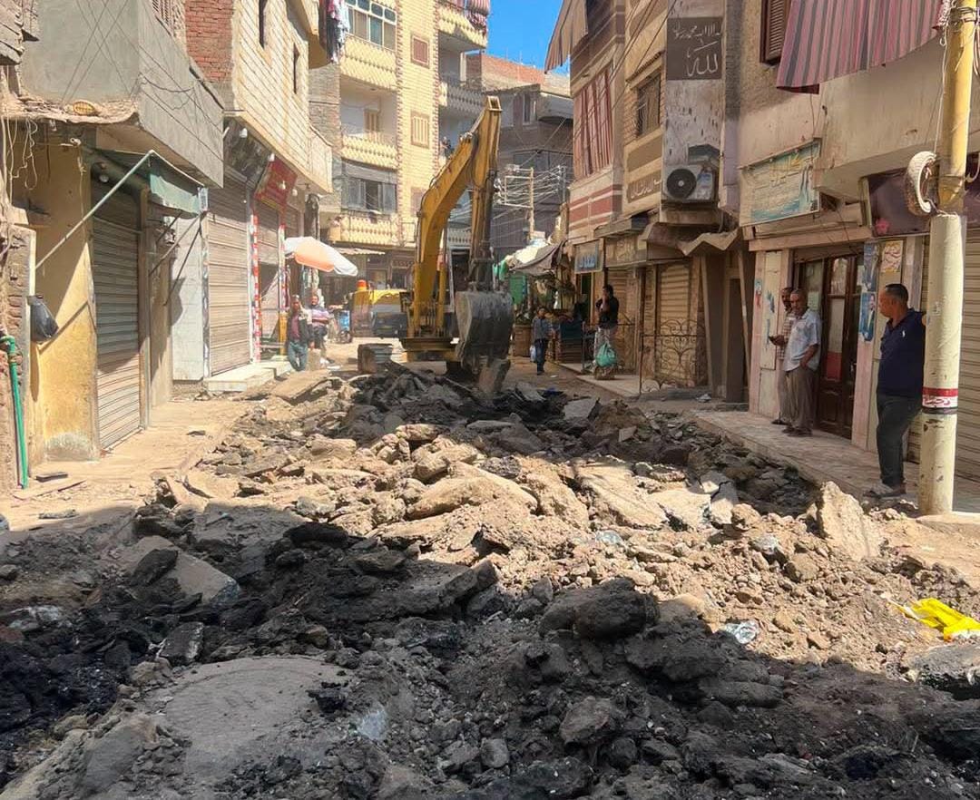محافظ الغربية يتابع تطوير شارع البهي بالمحلة الكبرى ضمن خطة رفع كفاءة الطرق