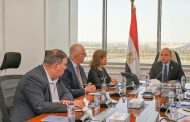 وزير الاستثمار يبحث مع بنك أوف نيويورك توسيع وصول الشركات المصرية للأسواق العالمية