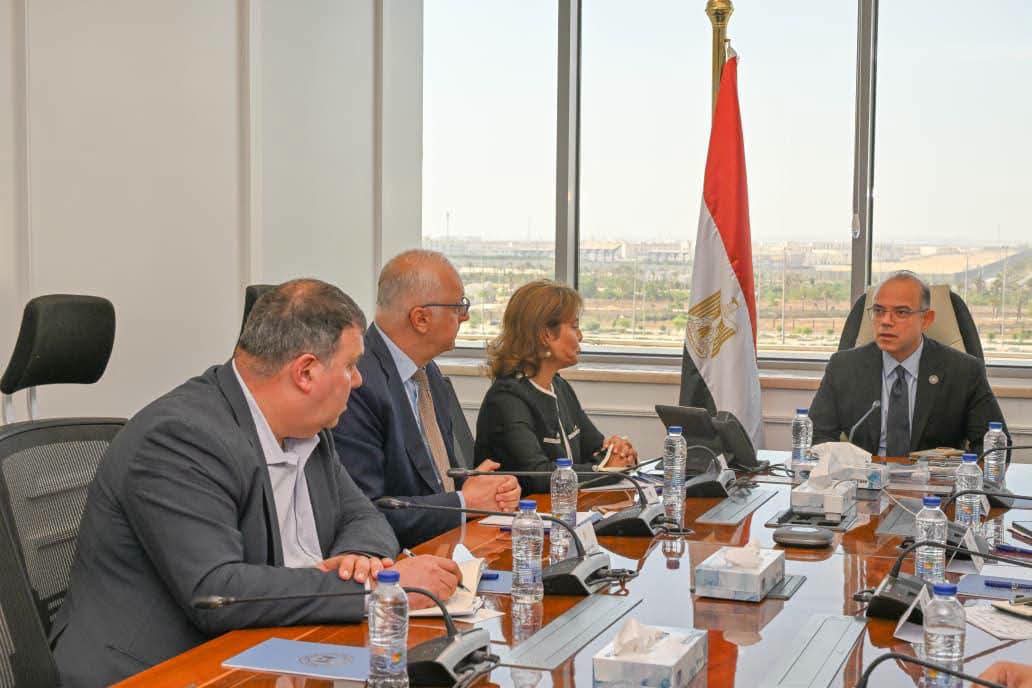 وزير الاستثمار يبحث مع بنك أوف نيويورك توسيع وصول الشركات المصرية للأسواق العالمية