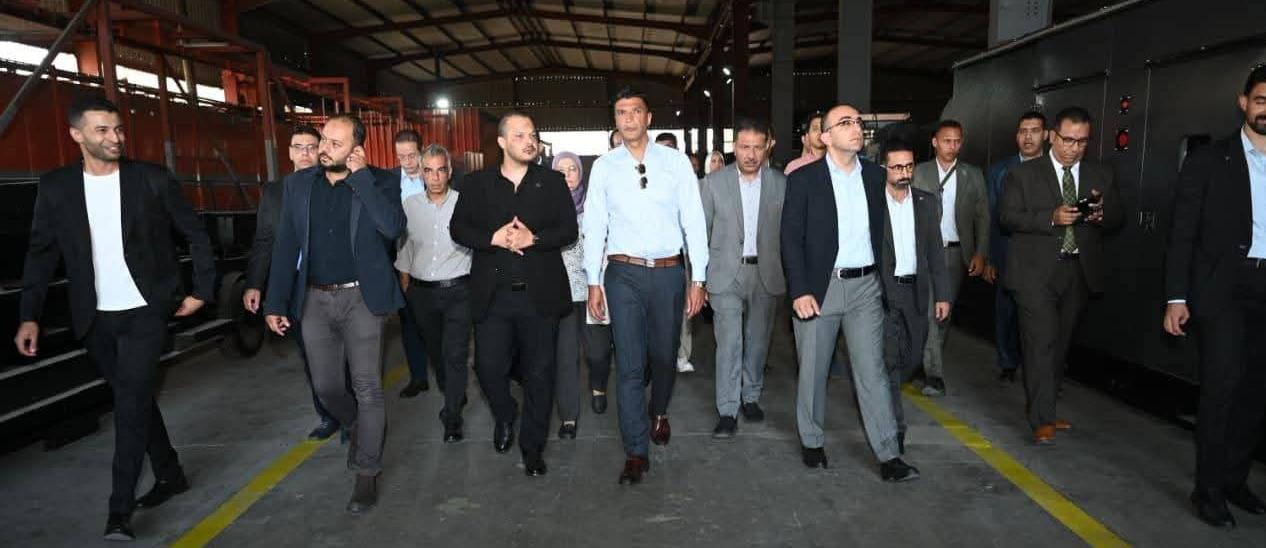 وزير الصناعة يتابع نبض الإنتاج بالإسماعيلية.. جولة في 4 مصانع كبرى