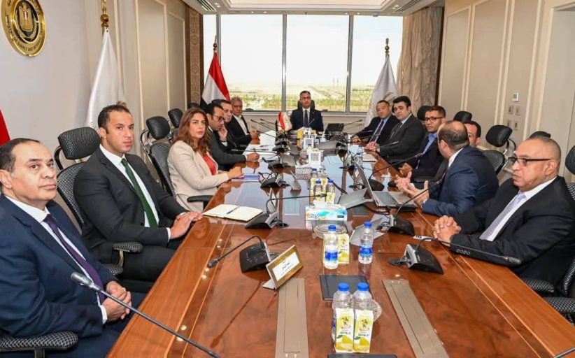 «التموين» وأورانج مصر يتحالفان لتسريع تنفيذ مشروع «كاري أون»