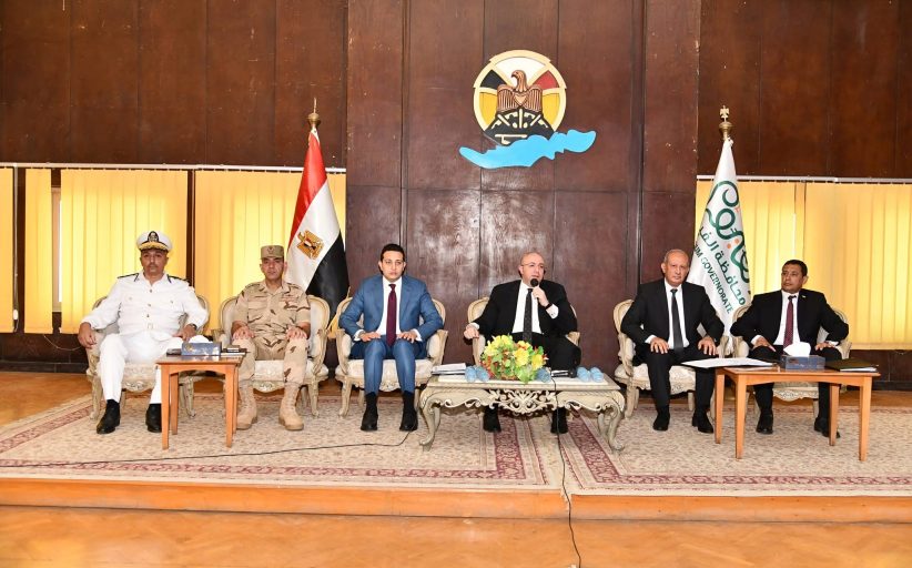 بقيمة877 مليون جنيه.. المجلس التنفيذي بالفيوم يوافق على مشروعات جديدة ويستعرض خطة استثمارية