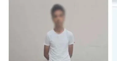 ضبط شخص لقيامه بالاتجار في الأسلحة النارية عبر مواقع التواصل الاجتماعي
