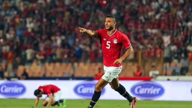 رامي ربيعة يكشف كواليس قرارات الملعب: الجمهور يرى ما لا يراه اللاعب