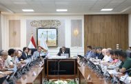 محافظ الوادي الجديد تعتمد قرارات جديدة لتقنين الأراضي وتدعم مزارعي النخيل بشراء 75 جهازًا لمكافحة السوسة