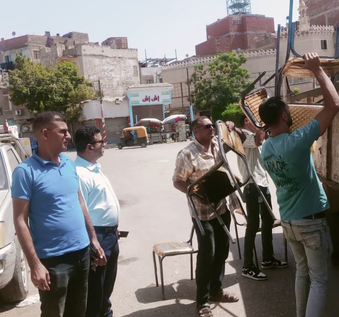 حملات مكثفة بالشرقية على مدار اليوم لرفع الإشغالات والتعديات وإعادة الانضباط للشوارع