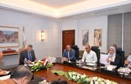 محافظ جنوب سيناء يناقش تحديات المستثمرين السياحيين ويبحث حلولًا لتيسير العمل