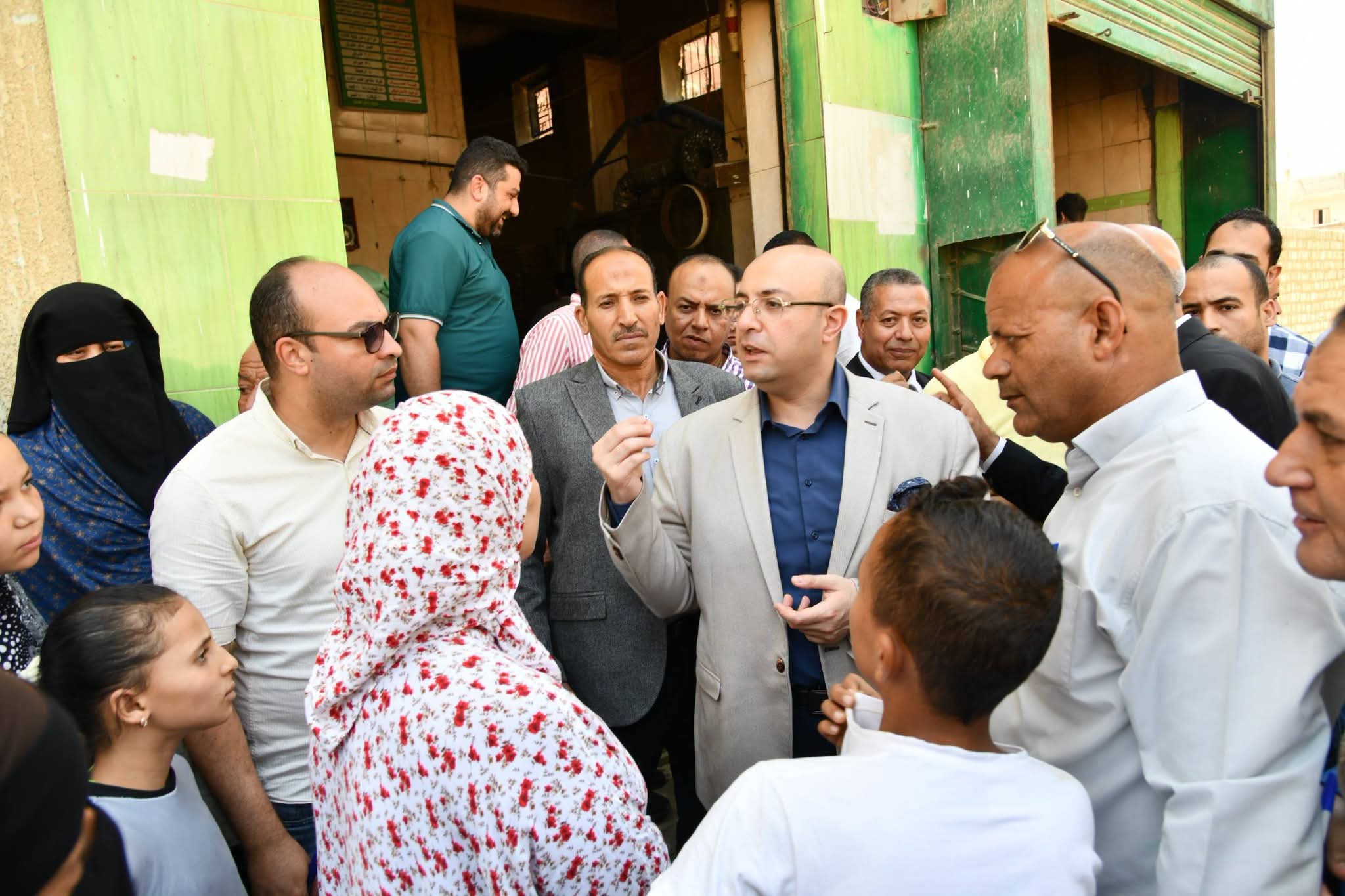 محافظ الفيوم يتابع توافر السلع ويشدد على ضبط الأسواق وحماية حقوق الأطفال