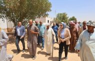 محافظ الوادي الجديد تتفقد قرى الشب بباريس وتوجه بدعم الخدمات الأساسية