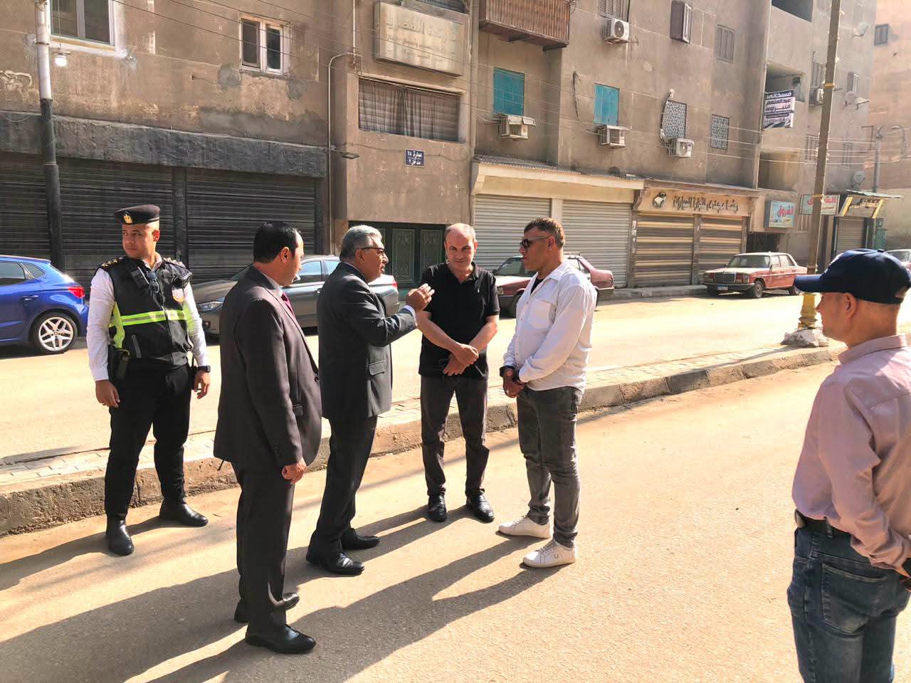 محافظ الدقهلية يتفقد شوارع حي غرب المنصورة ويوجه بسرعة تطوير شارع العبور بالمجزر