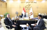 محافظ الوادي الجديد تبحث مطالب المواطنين وتوجّه بتحسين مستوى الخدمات