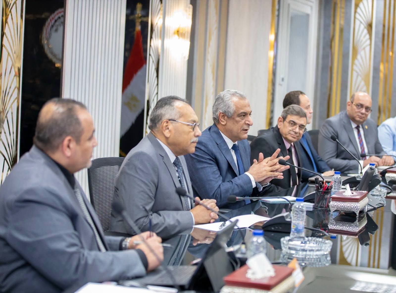 الإنتاج الحربي والاستثمار يبحثان تعزيز التعاون لجذب الاستثمارات ودعم التصنيع المحلي