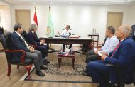 وزير الزراعة يبحث مع المستشار الزراعي الهولندي تعزيز الاستثمار وتطوير التعاونيات