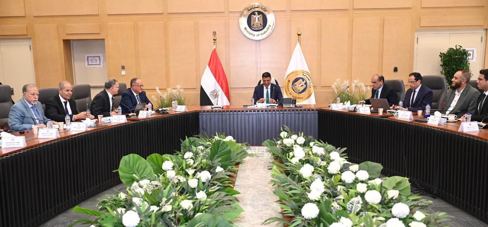 تحالفات صناعية تقود مواد البناء المصرية لأسواق إعادة الإعمار