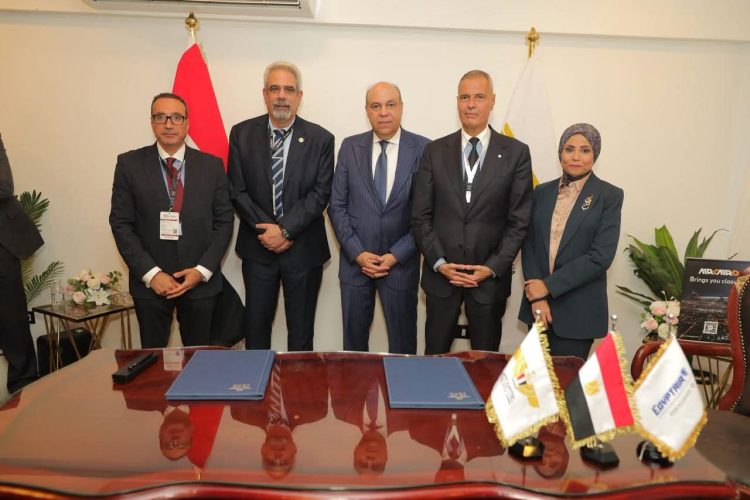 مصر للطيران و«الأياتا» تدعمان التحول الأخضر في قطاع الطيران