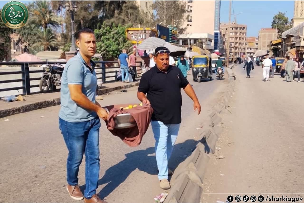 حملات مكثفة لإزالة الإشغالات والتعديات وإعادة الانضباط إلى شوارع الشرقية