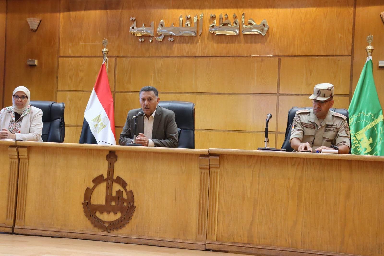 محافظ القليوبية يبحث استعدادات تنفيذ «صقر 172» لمواجهة الأزمات ويوجه برفع درجة الجاهزية