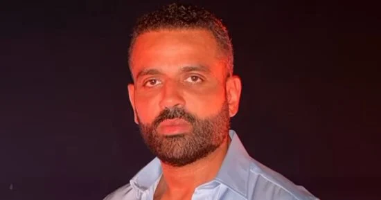 جنازة والد عمر السعيد.. فنانين الفن يودعون الراحل بمسجد الشرطة في 6 أكتوبر