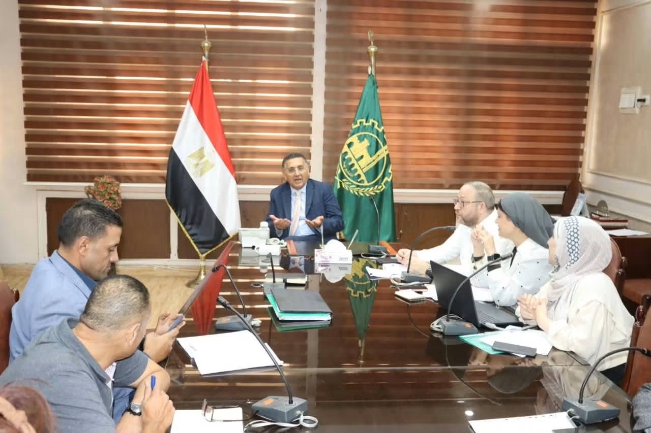 محافظ القليوبية يتحرك لاستغلال 68 فدانًا بالخانكة.. مخطط جديد لدعم مشروعات السكن البديل