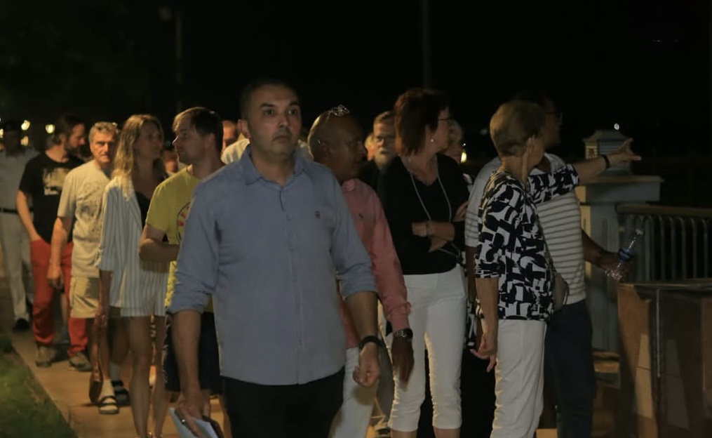 من ألمانيا والنمسا إلى بني سويف.. فوج سياحي يستكشف سحر النيل ومعالم المحافظة