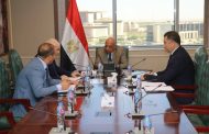وزير الكهرباء يتابع استعدادات 