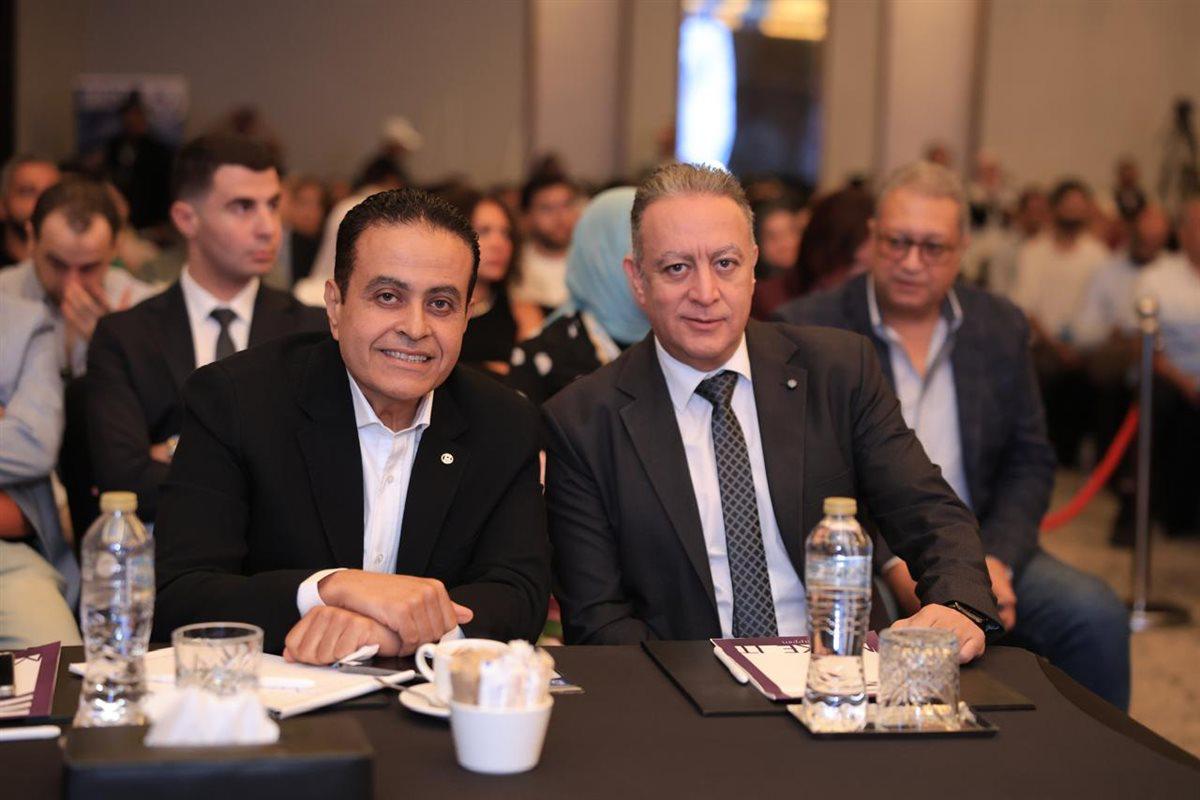 أيمن دياب: التدريب الإكلينيكي يفتح الطريق أمام طبيب الأسنان المصري للمنافسة عالميًا