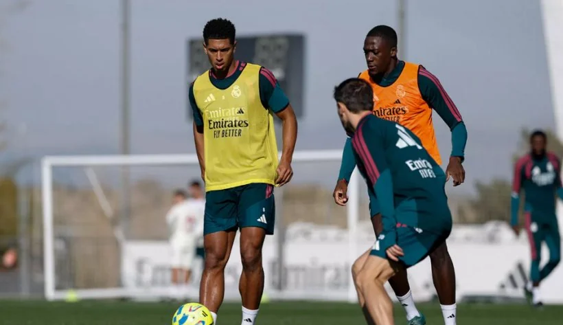 ريال مدريد يكثف استعداداته لراسينج سانتاندير وسط برامج خاصة لثلاثي الفريق