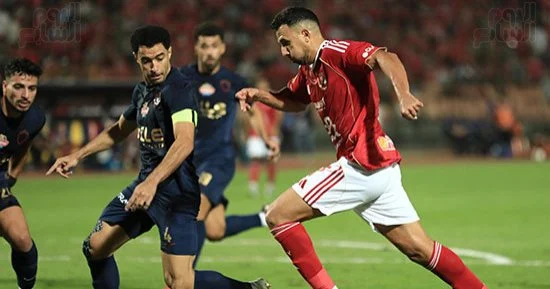 الأهلي والزمالك.. قمة مرتقبة في الجولة السادسة وموعد المباراة والقناة الناقلة