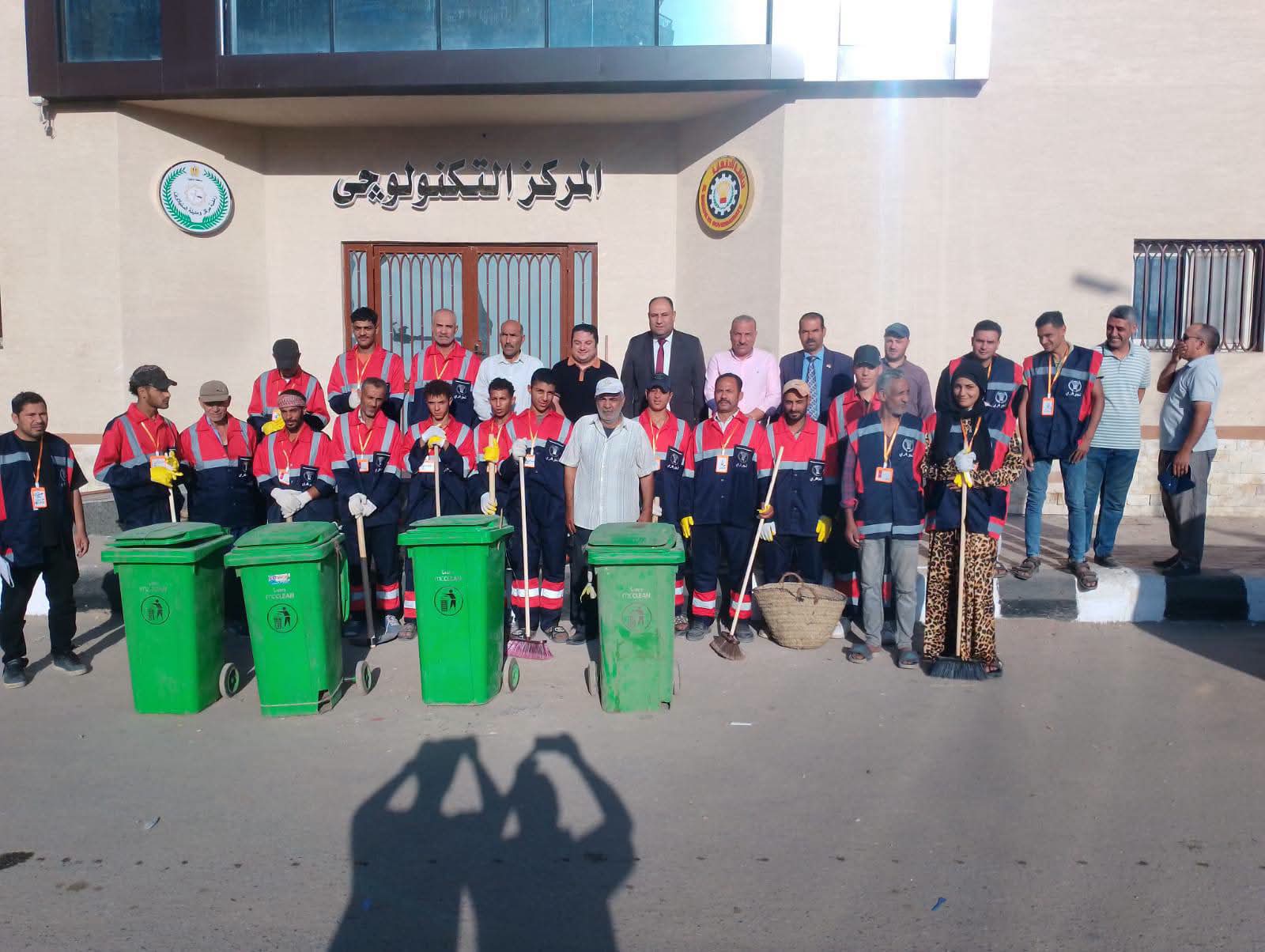 بدء تشغيل شركة نظافة جديدة بالسنبلاوين.. ومحافظ الدقهلية يتابع رفع المخلفات وتحسين مستوى الشوارع