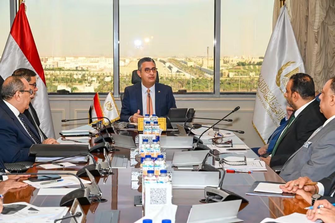 التموين تحسم الجدل بشأن أسعار وأوزان الخبز الحر والفينو
