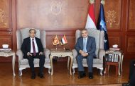 رئيس قناة السويس يستقبل سفير سريلانكا لبحث سبل التعاون في مجالات الاهتمام المشترك