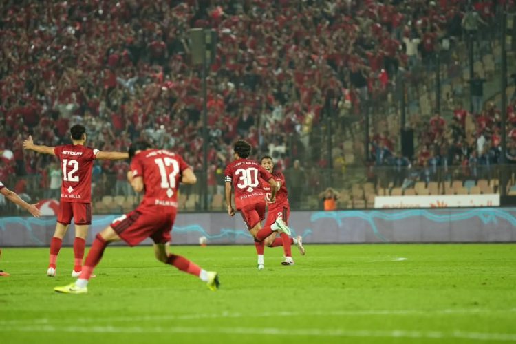 صاروخ محمد هاني يشعل القمة 133.. الأهلي ينهي الشوط الأول متقدمًا على الزمالك