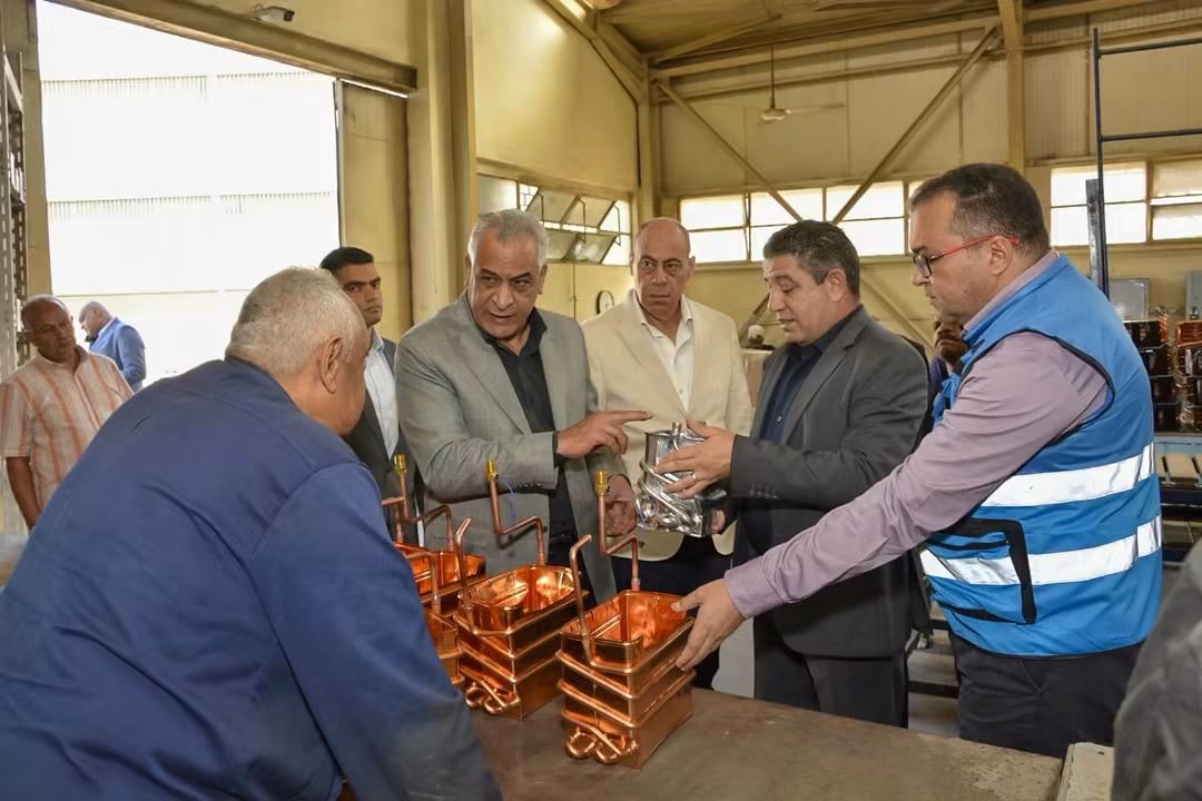 وزير الإنتاج الحربي يشدد على زيادة الإنتاج ومواكبة متغيرات السوق
