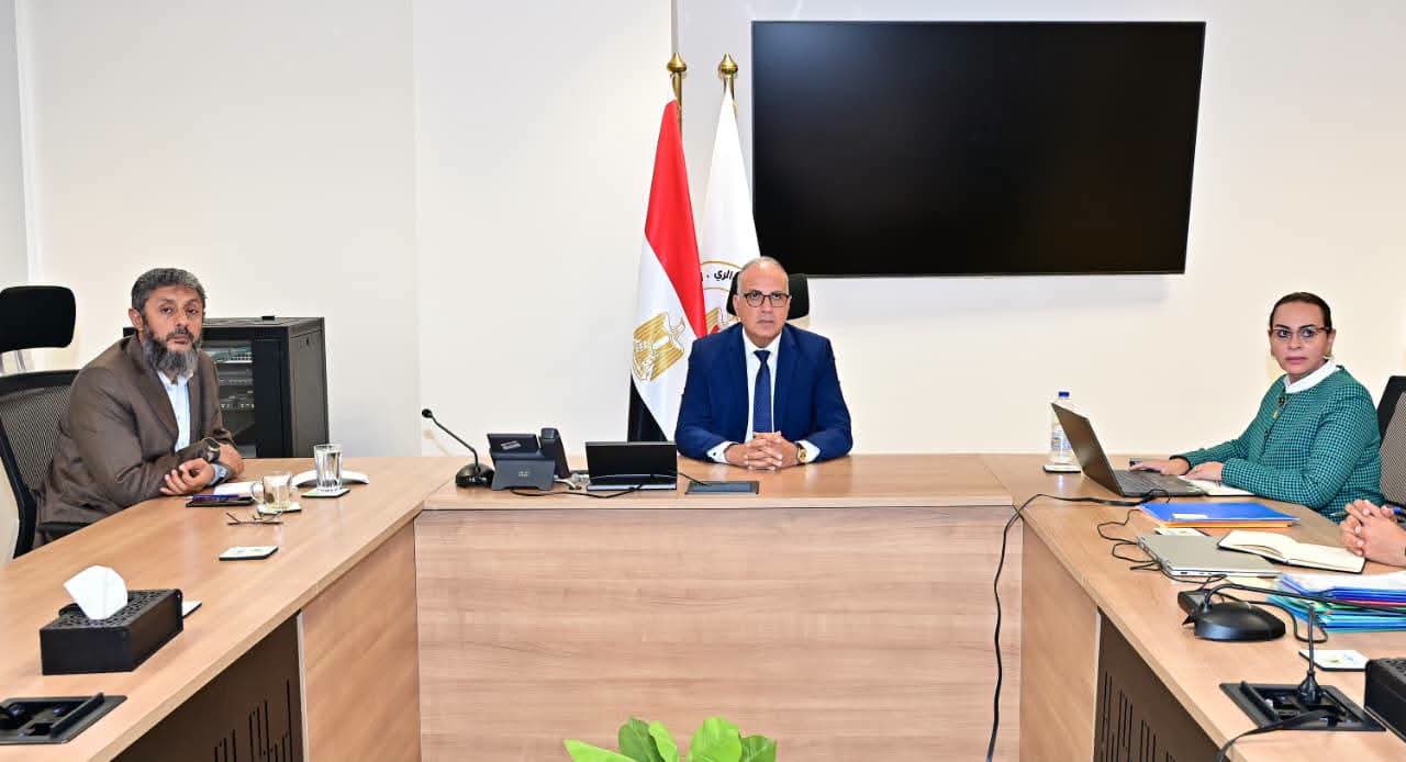 وزير الري يتابع جهود تعزيز التكيف المناخي ووضع رؤية متكاملة ومستدامة لإدارة السواحل المصرية