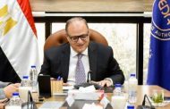 هيئة الدواء تبحث دعم خطط التوسع وزيادة الإنتاج بشركة المهن الطبية للأدوية
