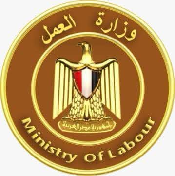عقب حادث الطريق الأوسطي.. وزير العمل يتحرك للتحقق من وجود ضحايا ومصابين بين العمال