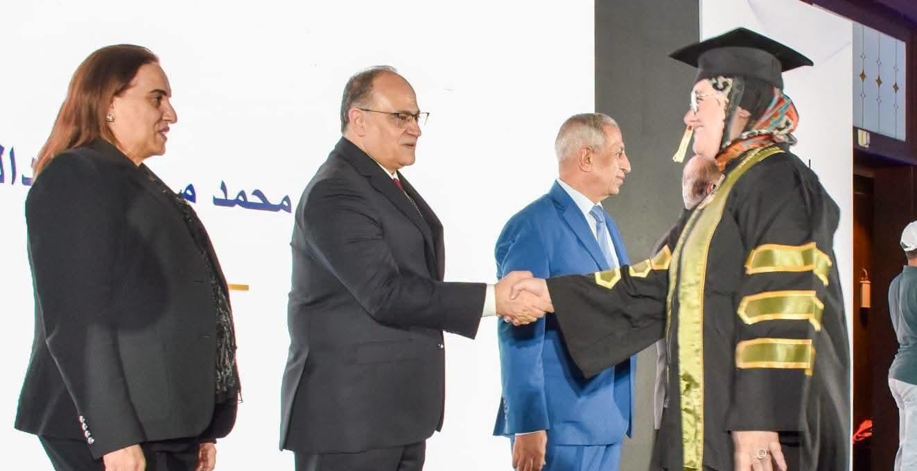 هيئة الدواء تخرّج 100 مفتش ضمن دبلومة ممارسات التصنيع الجيد