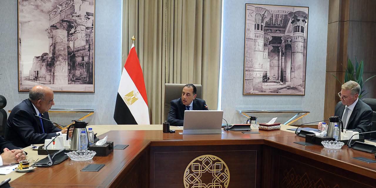 مدبولي يستعرض مستقبل الطاقة في مصر وخطط التوسع في المشروعات المتجددة