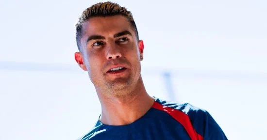 فيجا يكشف تفاصيل جديدة.. منعنا من الحديث عن أزمة رحيل رونالدو من معسكر البرتغال