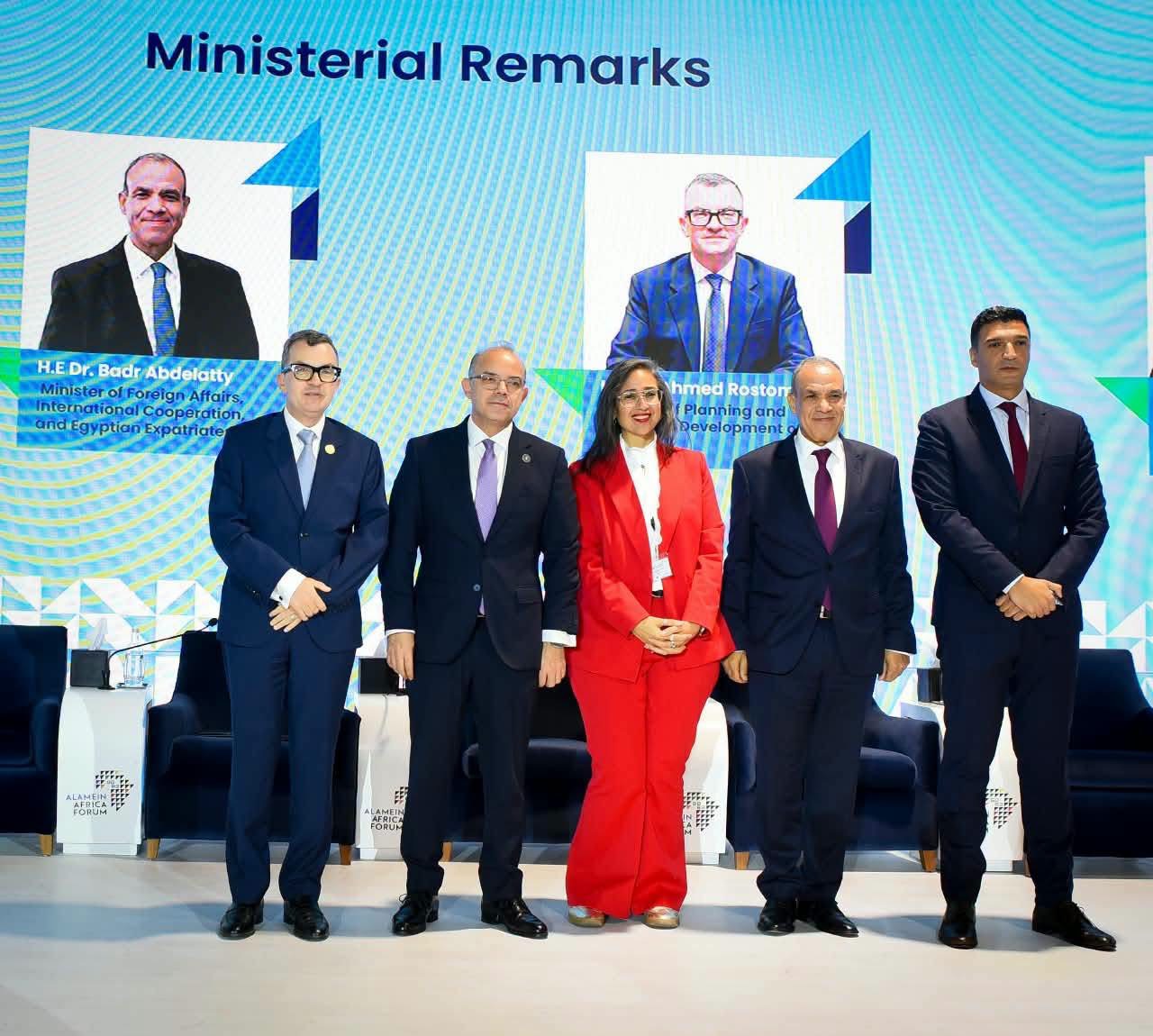 عبد العاطي يضع خريطة التعافي الأفريقي.. تنفيذ المشروعات وتعزيز القطاع الخاص لدفع عجلة التنمية