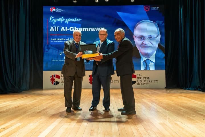 هيئة الدواء ترسم ملامح مستقبل صناعة الدواء بالذكاء الاصطناعي والتحول الرقمي