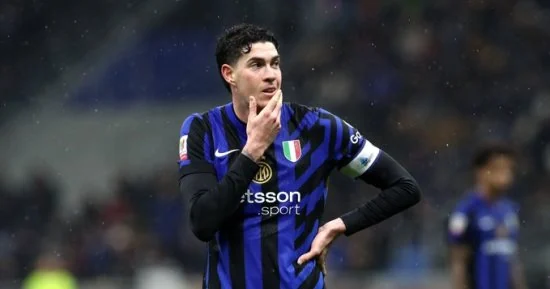 باستوني يطرق أبواب برشلونة من جديد.. وفليك يقف أمام الحلم الإيطالي